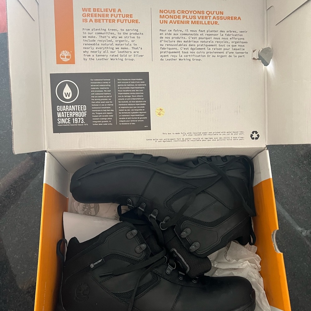 NWT Timberland Boots